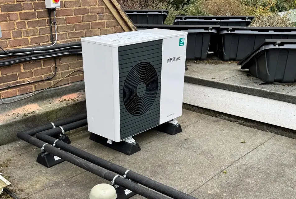 Can Existing Radiators Work with a Heat Pump? Essex aroTHERM plus Retrofit Achieving SCOP 3.7